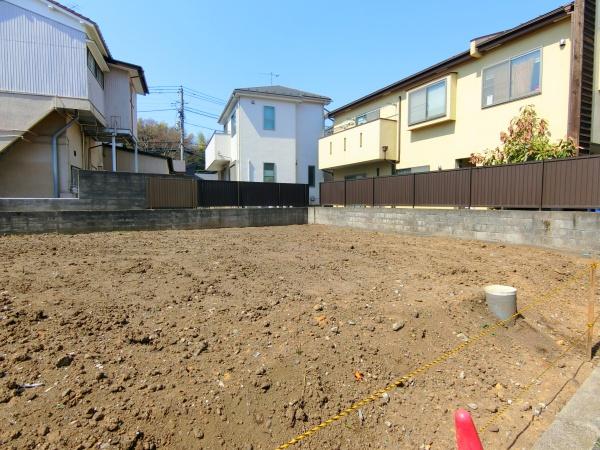 座間市南栗原３丁目の新築一戸建