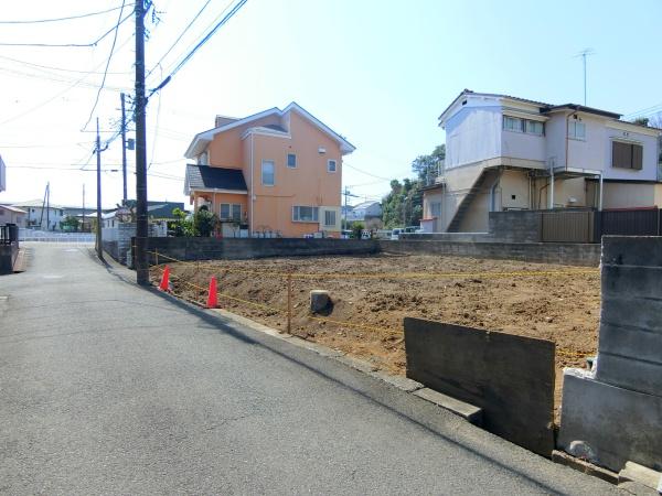 座間市南栗原３丁目の新築一戸建