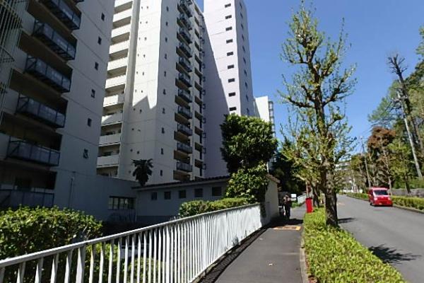 東建座間ハイツ４号棟西館