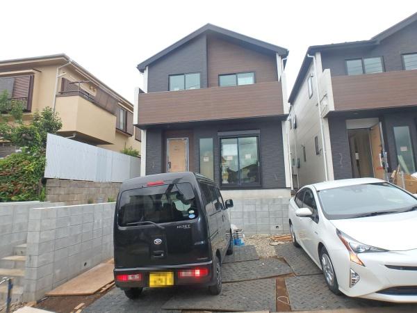 綾瀬市寺尾中４丁目の新築一戸建