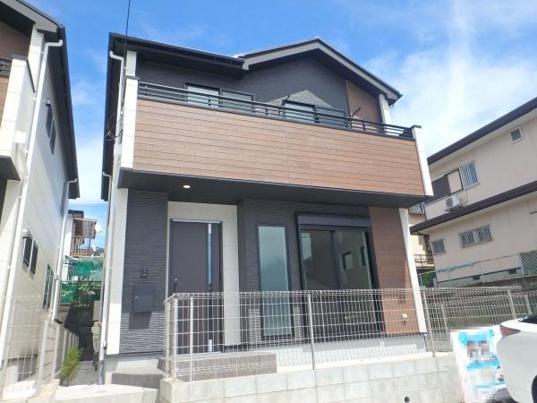 綾瀬市寺尾中４丁目の新築一戸建