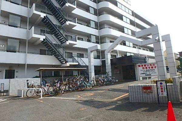 三協鶴間ガーデンハウス