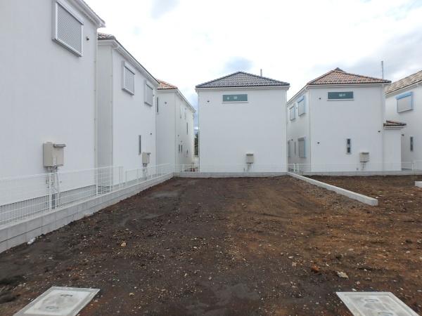 綾瀬市蓼川３丁目の土地