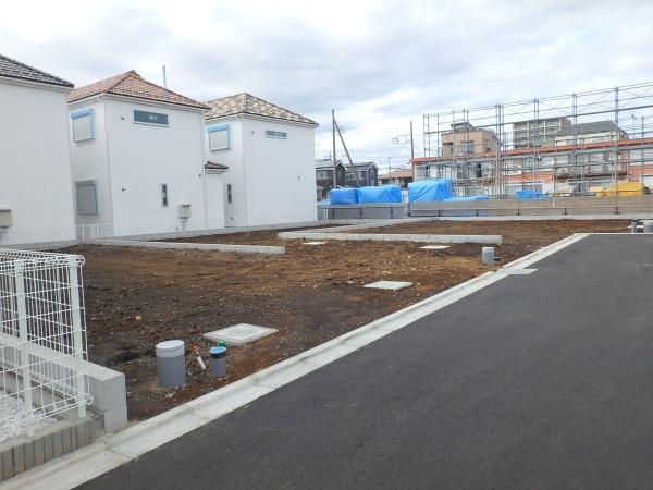 綾瀬市蓼川３丁目の土地
