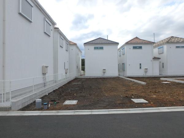 綾瀬市蓼川３丁目の土地
