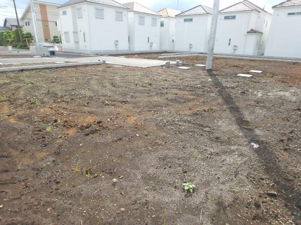 綾瀬市蓼川３丁目の土地
