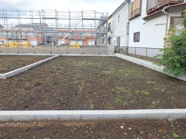 綾瀬市蓼川３丁目の土地