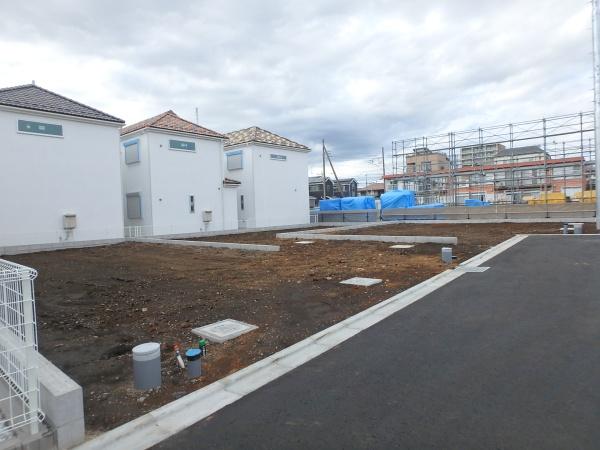 綾瀬市蓼川３丁目の土地