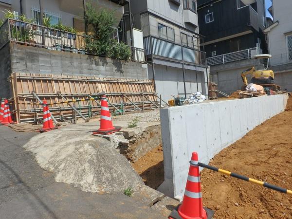 綾瀬市寺尾中４丁目の土地