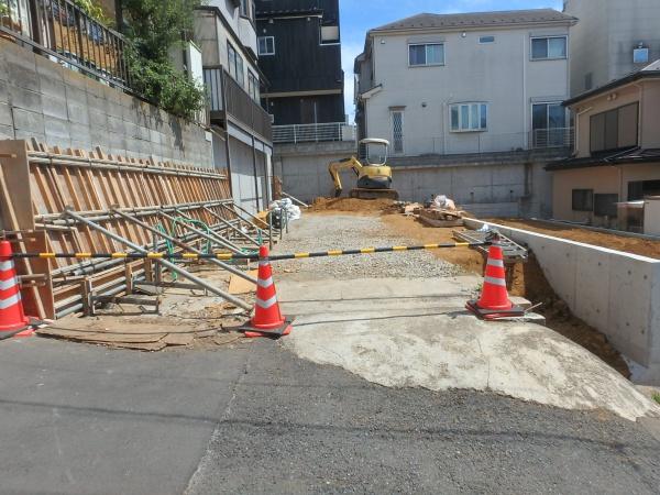 綾瀬市寺尾中４丁目の土地