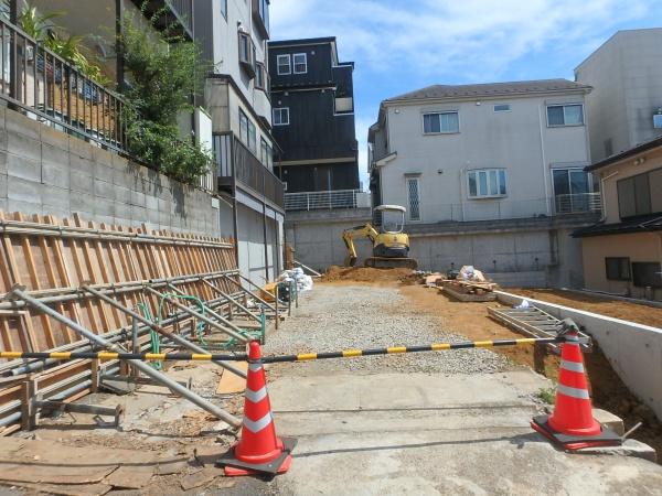 綾瀬市寺尾中４丁目の土地