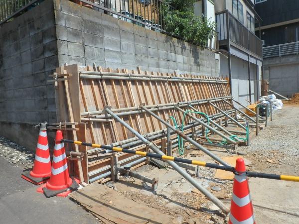 綾瀬市寺尾中４丁目の土地