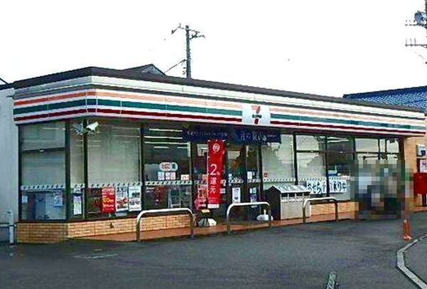 綾瀬市寺尾中4丁目の新築一戸建(セブンイレブン綾瀬市寺尾中1丁目店)