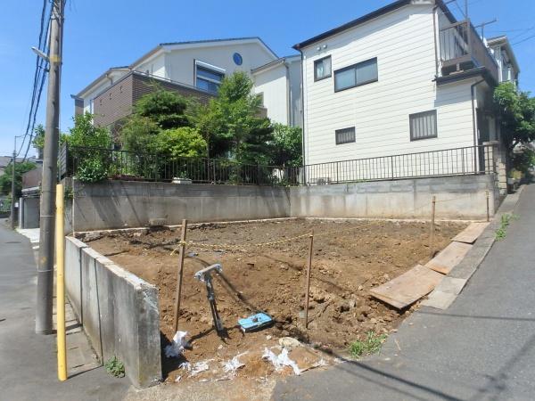 綾瀬市寺尾中４丁目の新築一戸建
