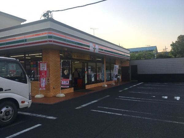 海老名スカイハイツ(セブンイレブン今泉店)