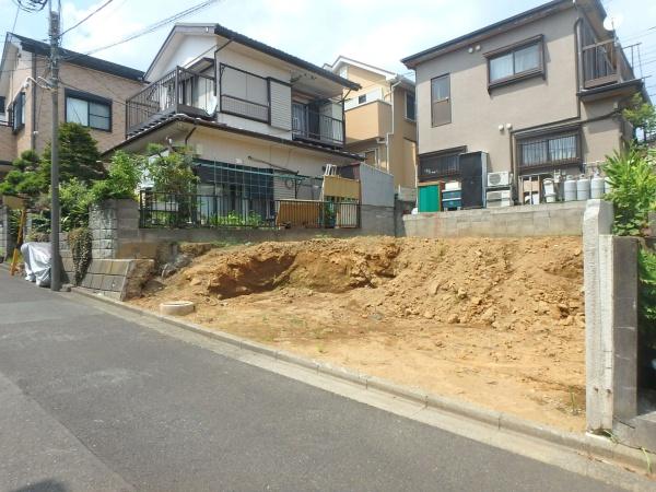綾瀬市寺尾釜田３丁目の土地
