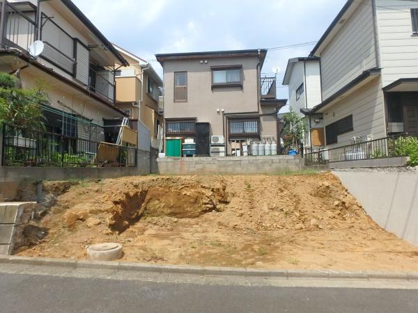 綾瀬市寺尾釜田３丁目の土地