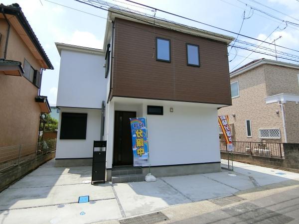 厚木市妻田東３丁目の新築一戸建
