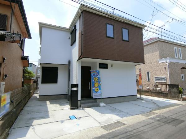 厚木市妻田東３丁目の新築一戸建