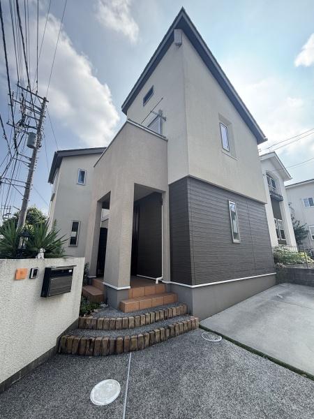 座間市西栗原２丁目の中古一戸建て