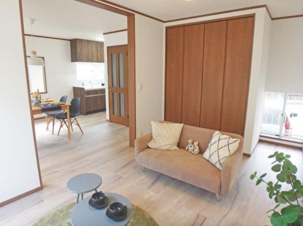 綾瀬市小園南１丁目の中古一戸建