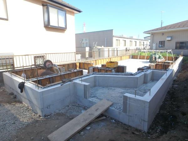 綾瀬市寺尾南２丁目の新築一戸建