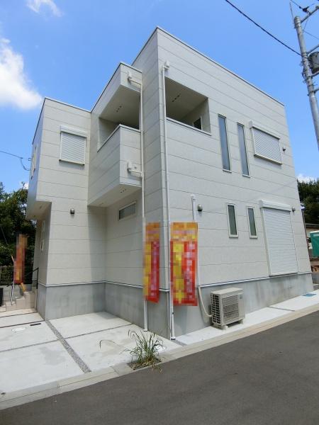 厚木市下川入の新築一戸建