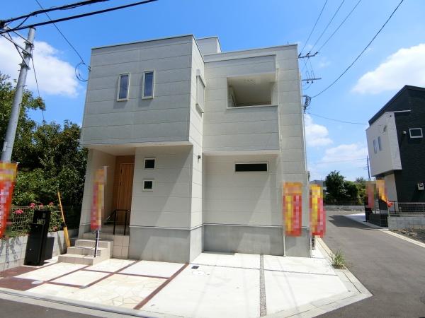 厚木市下川入の新築一戸建
