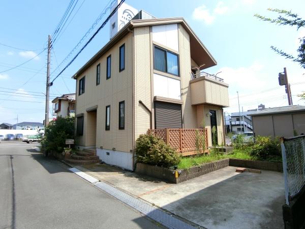 厚木市妻田北１丁目の中古一戸建