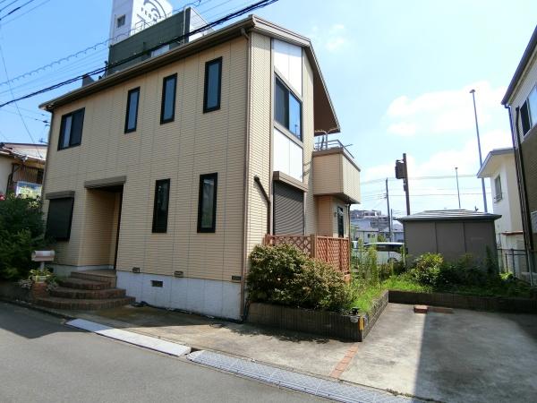 厚木市妻田北１丁目の中古一戸建