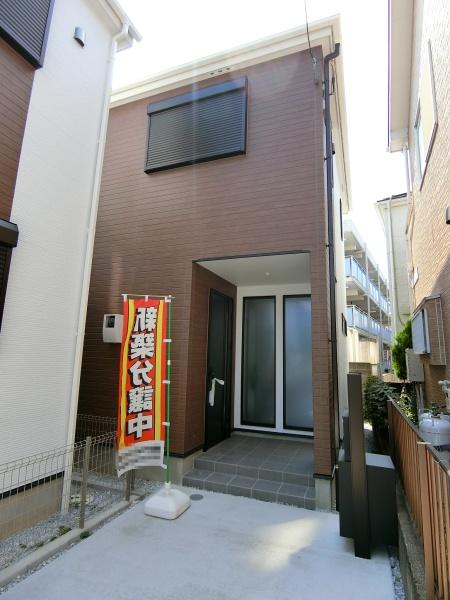 厚木市妻田東３丁目の新築一戸建