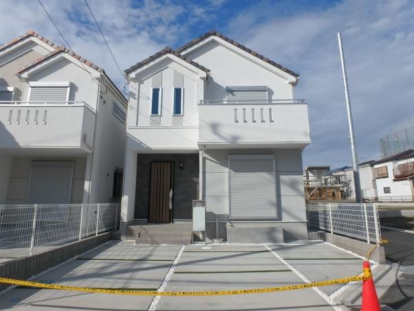 綾瀬市蓼川３丁目の新築一戸建