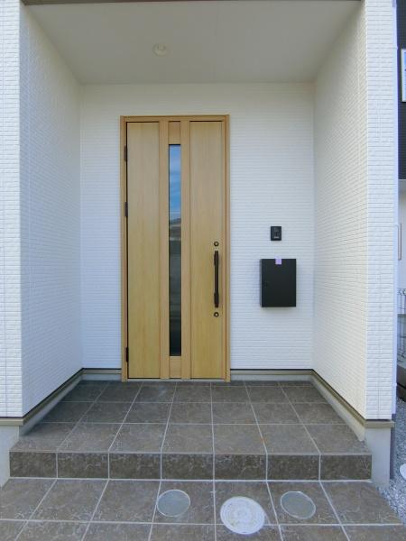 座間市南栗原６丁目の新築一戸建