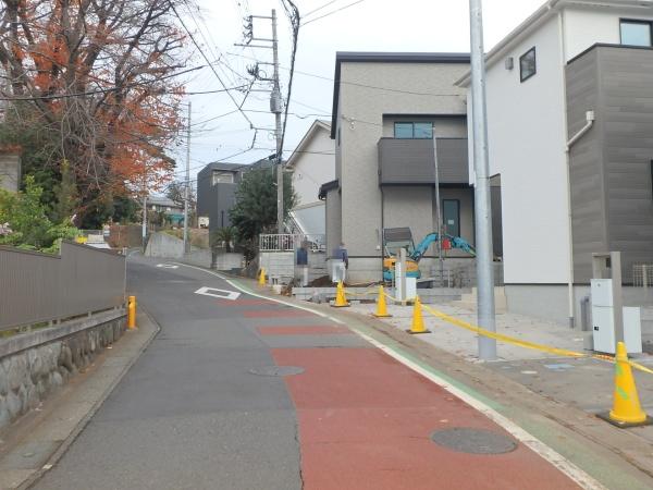 綾瀬市寺尾本町３丁目の新築一戸建