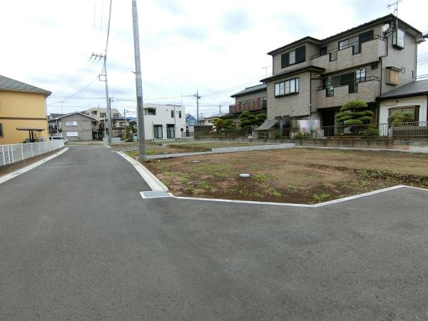 愛甲郡愛川町中津の土地(前面道路含む現地写真)