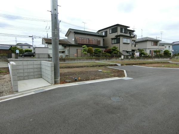 愛甲郡愛川町中津の土地(前面道路含む現地写真)