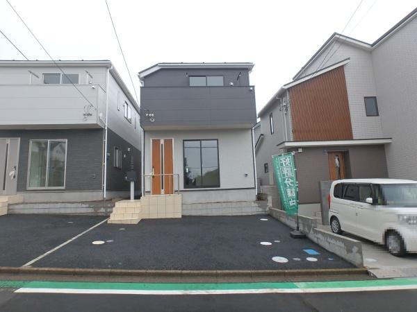綾瀬市小園南２丁目の新築一戸建