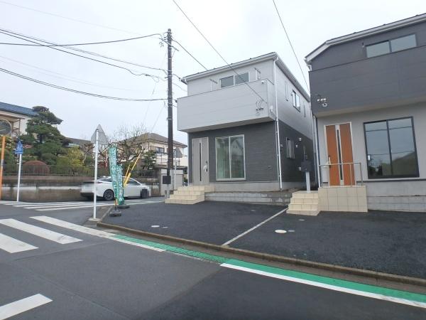 綾瀬市小園南２丁目の新築一戸建