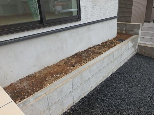 綾瀬市小園南２丁目の新築一戸建