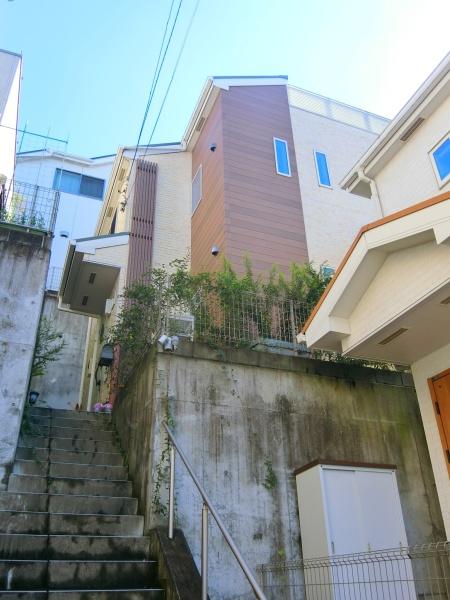 座間市南栗原４丁目の中古一戸建て
