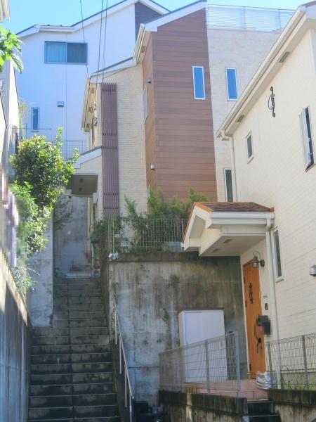 座間市南栗原４丁目の中古一戸建て