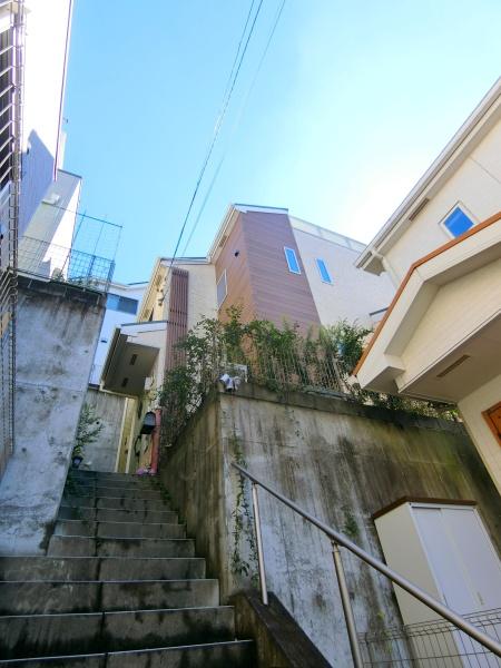 座間市南栗原４丁目の中古一戸建て