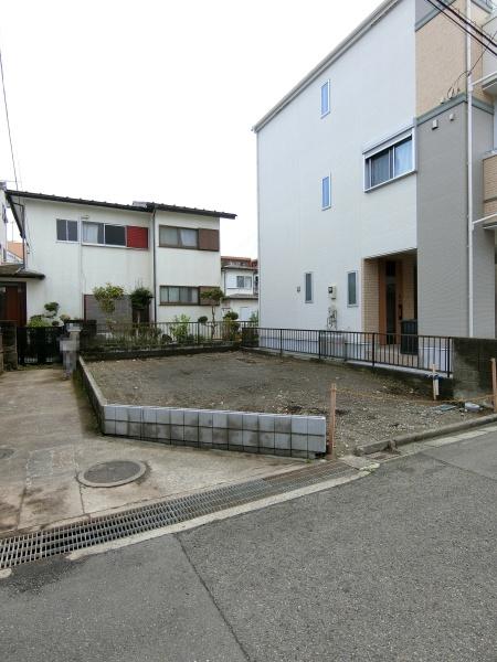 厚木市妻田北３丁目の新築一戸建