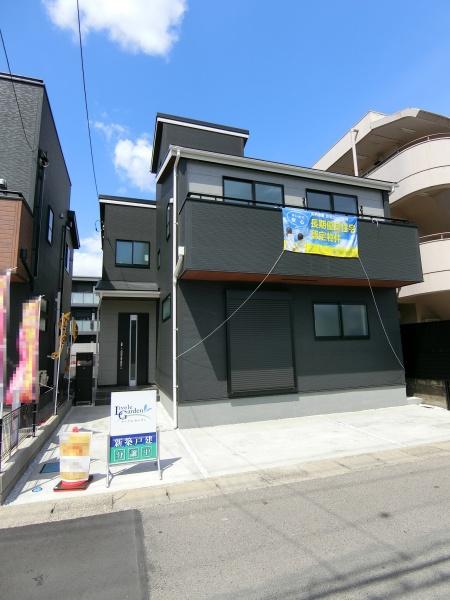 厚木市水引２丁目の新築一戸建