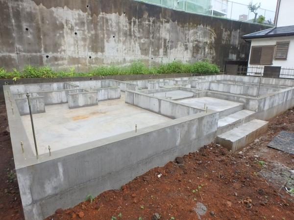 綾瀬市寺尾西３丁目の新築一戸建