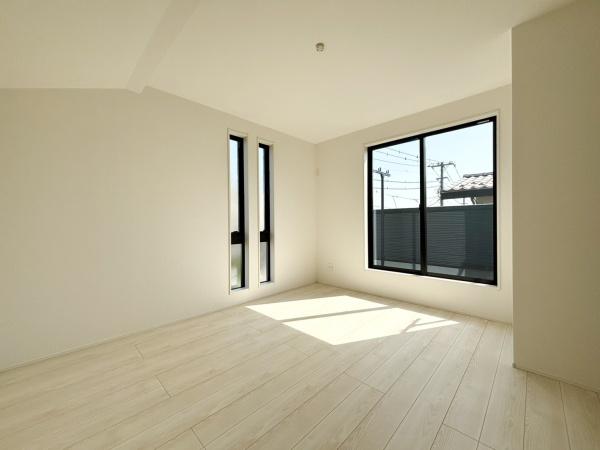 座間市立野台３丁目の新築一戸建