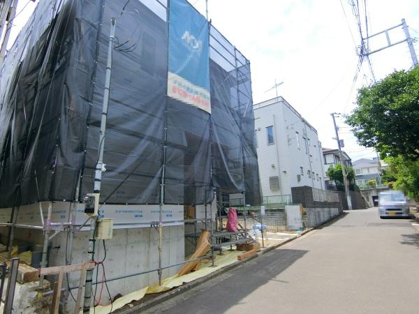 座間市入谷東３丁目の新築一戸建