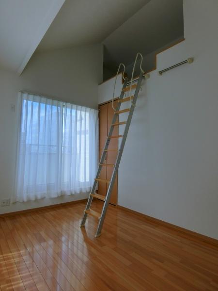 座間市ひばりが丘１丁目の中古一戸建て