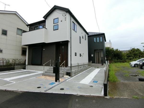 厚木市戸室４丁目の新築一戸建