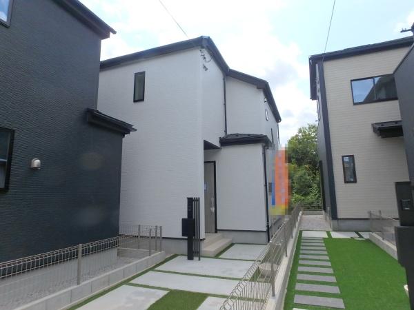 綾瀬市小園の新築一戸建